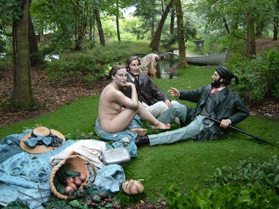 Le Dejeuner Sur L'Herbe life size