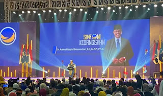 Anies Baswedan Bakal Calon Presiden Indonesia dari NasDem saat menyampaikan orasi kebangsaan di Gedung Dyandra Convention Centre, Surabaya, Jumat (17/3/2023).
