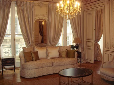 victorian top living room