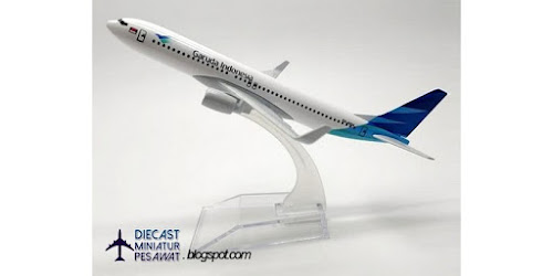  DIECAST PESAWAT LUFTHANSA