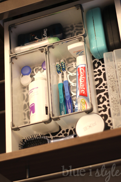 organizing with style} 4 Tips for Organizing Bathroom Drawers