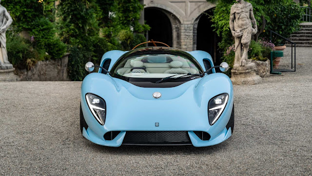 De Tomaso P72 Wows At Lake Como With Baby Blue Paint