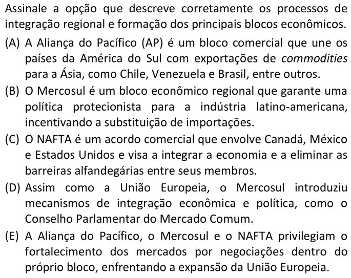 Assinale a opção que descreve corretamente os processos de integração regional e formação dos principais blocos econômicos