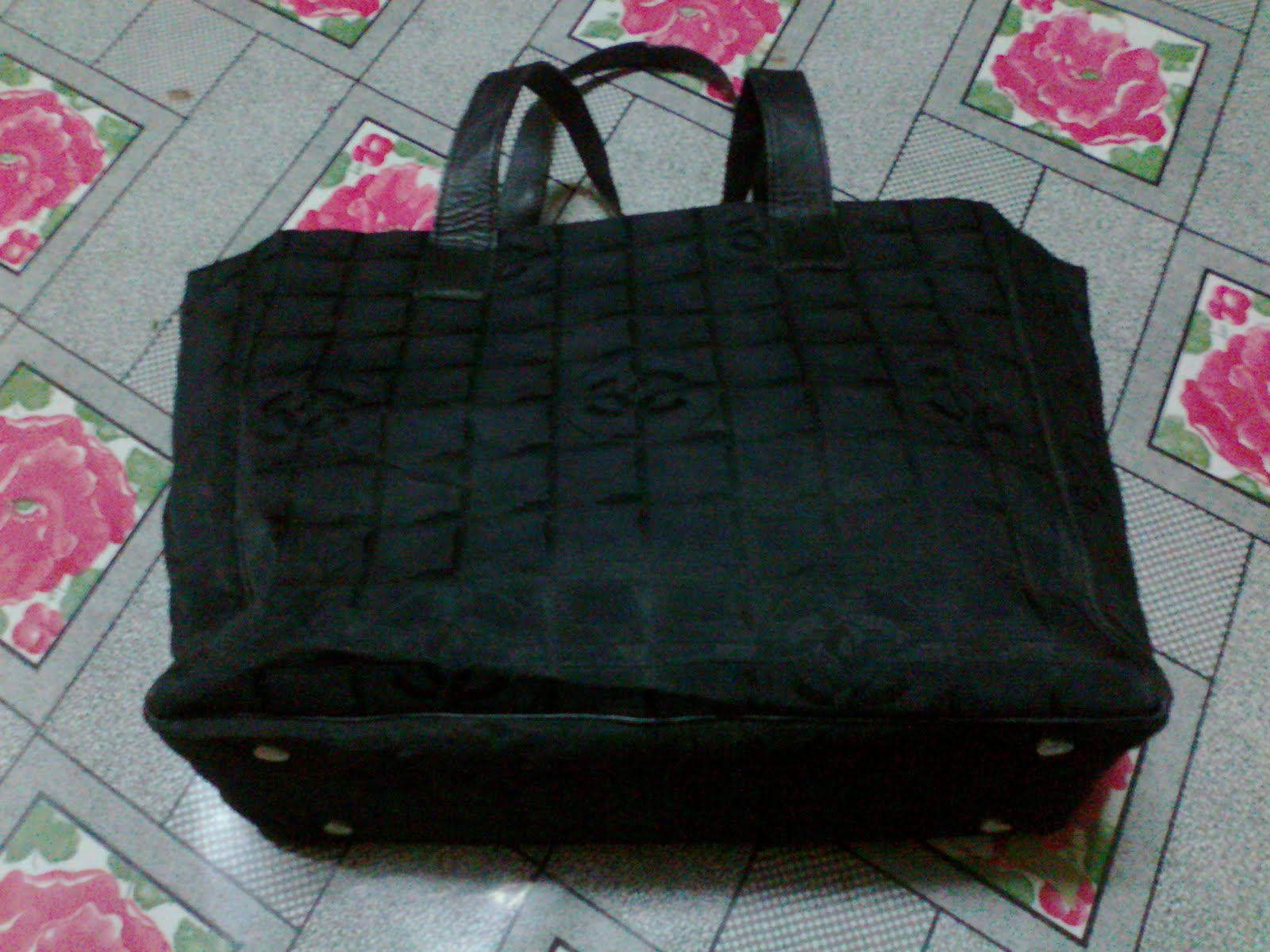 chanel handbag made in france sold