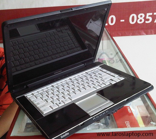 Laptop Jadul TOSHIBA Satellite A215 Jual Beli Laptop 