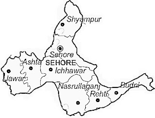 sehore map                                                                                                                                                                                           सीहोर, 23 मई,2018   कलेक्टर श्री तरूण कुमार पिथोडे व्दारा जिले के शिक्षित बेरोजगार युवक / युवतियों को अधिक से अधिक लाभांवित करने के उद्देश्य से सीहोर जिले के प्रत्येक विकासखंड में स्वरोजगार योजनाओं का शिविर लगाने के निर्देश दिए गए हैं। इस सिलसिले में 25 मई,2018 को प्रात: 12 से सायं 4 बजे तक जनपद पंचायत कार्यालय बुधनी जिला सीहोर में विकासखंड स्तरीय स्वरोजगार सम्मेलन का आयोजन किया जा रहा है। आयोजित स्वरोजगार सम्मेलन कार्यक्रम में क्षेत्र के युवक / युवतियों जो स्वयं का रोजगार स्थापित किये जाने हेतु मार्गदर्शन दिया जाना तथा संचालित की जा रही मुख्यमंत्री युवा उद्यमी योजना, मुख्यमंत्री स्वरोजगार योजना, मुख्यमंत्री आर्थिक कल्याण योजना तथा म.प्र. शासन की समस्त बेरोजगार युवक / युवतियों के आवेदन शिविर कार्यक्रम में ही तैयार कराये जाएंगें। बुधनी विकासखंड के समस्त बेरोजगार युवक / युवतियां अपने अंकसूची, निवास प्रमाण पत्र, आधार कार्ड, बैंक खाता पास बुक, जाति प्रमाण पत्र, भूमि, भवन, दुकान संबंधी दस्तावेज / किरायानामा (मशीन / कच्चामाल) आदि के कोटेशन एवं अन्य दस्तावेजों के साथ उपस्थित होकर सम्मेलन कार्यक्रम से लाभ उठावें।  जिला व्यापार एवं उद्योग केन्द्र सीहोर के महाप्रबंधक ने बताया कि उक्त आयोजित शिविर में सभी स्वरोजगार संचालित करने वाले विभाग जैसे कृषि, जिला व्यापार एवं उद्योग केन्द्र, पशुपालन, जनपद पंचायत सीहोर, शहरी विकास अभिकरण, नगरपालिका, आदिमजाति कल्याण विभाग, म.प्र.पिछडा वर्ग अल्पसंख्यक कल्याण विभाग, जिला अंत्यावसायी, खादी तथा ग्रामोद्योग, जिला पंचायत, उद्यानिकी, खाद्य प्रसंस्करण, मछुआ कल्याण विभाग, आदिवासी वित्त एवं विकास निगम, नोडल अधिकारी विमुक्त घुमक्कड़ एवं अर्ध्द घुमक्कड जनजाति कल्याण विभाग सीहोर उपस्थित रहेंगे। ------------ क्रमांक 506/2018      जिला जनसंपर्क कार्यालय सीहोर म.प्र. समाचार असंगठित श्रमिकों के पंजीयन संबंधी  कार्यो के निरीक्षण हेतु निर्देश सीहोर, 23 मई,2018   कलेक्टर श्री तरूण कुमार पिथोडे व्दारा जिले के समस्त जिला अधिकारियों को निर्देशित किया गया है कि वे ग्राम पंचायतों का भ्रमण कर जनपद पंचायत नसरूल्लागंज में पंजीयन पत्र वितरण करवाकर श्रमिकों के मध्य इससे संबंधित जागरूकता का प्रचार प्रसार कर इससे होने वाले लाभों की जानकारी से अवगत करायें। साथ ही सचिवों से संपर्क कर जिन श्रमिकों के पंजीयन छूटे है उनका पंजीयन पूर्ण कराना सुनिश्चित करें एवं अपनी रिपोर्ट श्रम कार्यालय सीहोर में 24 मई,2018 को अपनी रिपोर्ट प्रस्तुत करें। ---------- क्रमांक 507/2018   समाचार ऑनलाईन पंजीयन हेतु कार्यशाला 26 को  सीहोर, 23 मई,2018   जिला व्यापार एवं उद्योग केन्द्र सीहोर के महाप्रबंधक ने बताया कि सीहोर जिले में 26 मई,2018 को जेम पोर्टल पर विक्रेता / निर्माता इकाईयों के ऑनलाईन पंजीयन हेतु कार्यशाला का आयोजन किया जाएगा। इस हेतु जिले के समस्त उद्योग संघों एवं विक्रेता / निर्माता जो शासकीय विभागों में अपने उत्पाद बेचने हेतु इच्छुक हो ऐसे विक्रेता / निर्माता श्री लोकेन्द्र बौरासी सहायक प्रबंधक जिला व्यापार एवं उद्योग केन्द्र सीहोर से संपर्क कर कार्यालय में आकर अपना पंजीयन कराये ताकि जेम पोर्टल पर उनका पंजीयन कराकर शासन की योजना का लाभ प्राप्त कर सकते है।  ---------- क्रमांक 508/2018    जिला जनसंपर्क कार्यालय सीहोर म.प्र. समाचार डेम निर्माण का सर्वे पूर्ण  एक सप्ताह में स्वीकृति मिल जाएगी जल्द ही किसानों की समस्या का होगा समाधान - प्रभारी मंत्री  सीहोर, 23 मई,2018   मंगलवार 22 मई को लोक निर्माण, विधि एवं विधियी कार्य तथा सीहोर जिला प्रभारी मंत्री श्री रामपाल सिंह नसरूल्लागंज के तहसील कार्यालय में डेमों के निर्माण की मांग को लेकर अनिश्चित कालीन घरने पर बैठे किसानों से मिलने के लिए धरना स्थल पर पहुंचे और उन्होंने धरने पर बैठे किसानों से विस्तार से चर्चा कर उन्हें बताया कि डेमों के निर्माण की प्रक्रिया चल रही है और इसमें वन भूमि सहित कई किसानों की जमीन भी डूब में आ रही है। वन भूमि का मामला होने के कारण फाइल दिल्ली गई हुई है और जल्द ही किसानों की समस्या का समाधान हो जाएगा। प्रभारी मंत्री श्री रामपाल सिंह ने जल संसाधान विभाग के अधिकारियों से चर्चा कर डेमों के निर्माण के संबंध में जानकारी प्राप्त की। धरने पर बैठे किसानों ने प्रभारी मंत्री श्री रामपाल सिंह को आश्वस्त किया कि डेमों के निर्माण से संबंधित जो भी बातें बताई गई है उसकी स्वीकृति पत्र मिलते ही धरना आंदोलन समाप्त कर देंगे।   गौरतलब है कि क्षेत्र में सनकोटा, मोगरा खेडा, निमोटा डेम के निर्माण को लेकर किसान दिसम्बर माह में पदयात्रा निकालने वाले थे लेकिन जिला प्रभारी मंत्री के व्दारा दिए गए आश्वासन के बाद किसानों ने पदयात्रा स्थगित कर दी थी।  ---------- क्रमांक 509/2018          जिला जनसंपर्क कार्यालय सीहोर म.प्र. समाचार   उलझावन मे राजस्व टीम पहुँची दोनों पक्षों को बटांकन अनुसार किया जाएगा काबिज सीहोर, 23 मई,2018     एसडीएम सीहोर श्री राजकुमार खत्री ने बताया कि ग्राम उलझावन मे विगत दो वर्ष से आवेदक माँगीलाल राय की भूमि एवं कुए पर अनावेदक ताराचंद खाती ने कब्जा कर रखा था। ताराचंद खाती की छः बेटियाँ हैं उनकी पारिवारिक स्थिति को देखते हुए प्रशासन ने नरम रवैया अपनाते हुए लगातार समझाने का प्रयास किया। उनके कई वारंट भी लंबित चल रहे थे। पीडित पक्ष को न्याय दिलाने तथा अनावेदक को अनुपालना सुनिश्चित करने की दृष्टि से गत दिवस गिरफ्तार किया गया।   उल्लेखनीय है कि दोनों पक्ष अन्य पिछडा वर्ग से हैं। कलेक्टर श्री तरुण कुमार पिथोडे के निर्देश पर  राजस्व विभाग का दल गाँव मे पहुंचकर बटांकन अनुसार दोनों पक्षों को अपने अपने हिस्से पर काबिज करने की कार्यवाही करेगा। ---------- क्रमांक 510/2018                           जिला जनसंपर्क कार्यालय सीहोर म.प्र. समाचार रोजगार मेले का आयोजन संपन्न  सीहोर, 23 मई,2018   शासकीय महिला पॉलीटेक्निक महाविद्यालय सीहोर में जिला प्रशासन एवं जिला रोजगार कार्यालय सीहोर व्दारा रोजगार मेले का आयोजन संपन्न हुआ। मेले में मुख्य अतिथि के रूप में सीहोर विधायक श्री सुदेश राय, नगरपालिका अध्यक्ष श्रीमती अमिता अरोरा, एसडीएम श्री राजकुमार खत्री, मुख्य नगरपालिका अधिकारी श्री सुधीर कुशवाह, प्राचार्य पॉलीटेक्निक श्री डी.आर.वर्मा, अधीक्षक महिला आईटीआई श्री पी.एस.उईके उपस्थित थे। कार्यक्रम में सभी अतिथियों का स्वागत नई परम्परा कायम करते हुए पौधे प्रदान कर किया गया।  मेले में छात्र / छात्राओं को केरियर काउंसलर एवं विषय विशेषज्ञों व्दारा परामर्श दिया गया तथा शासन के विभिन्न विभागों के प्रतिनिधियों व्दारा हितग्राहियों को अपने अपने विभागों से संबंधित जानकारी प्रदान की गई। जिला रोजगार अधिकारी श्री श्याम कुमार धुर्वे ने बताया कि 615 बेरोजगार युवक / युवतियों ने पंजीयन कराया। मेले में कुल 10 कंपनियों ने भाग लिया एवं 401 का कंपनियों व्दारा प्रारंभिक चयन किया गया।   कार्यक्रम का संचालन डॉ. पंकज जैन, विभागाध्यक्ष एमओएम व्दारा किया गया। कार्यक्रम के दौरान काउंसलिंग स्वरोजगार प्रकरण एवं कौशल विकास हेतु पंजीयन भी किए गए। 