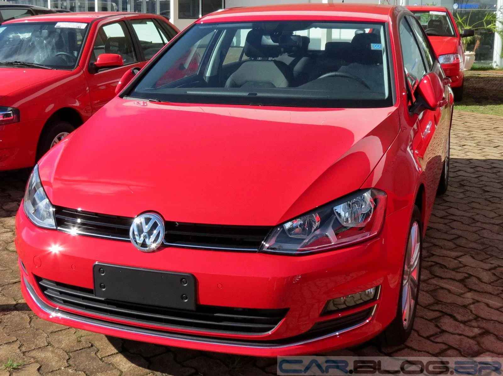 Golf TSI Elegance sem teto - vermelho