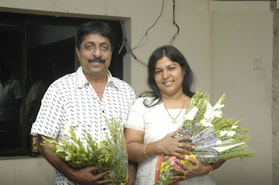 Dhyan Sreenivasan father and mother
