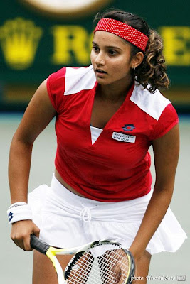 Hot stills of sania mirza