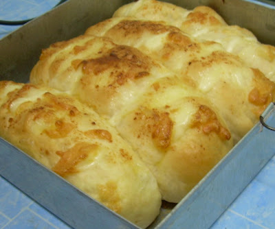 Aku.Zack Cakery: Resepi Soft Butter Buns & a Happy B'Day