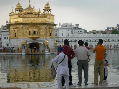 golden temple amritsar wallpaper pc. Amritsar: Golden Temple and