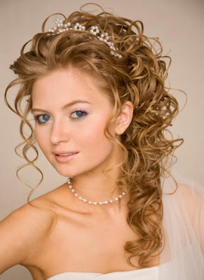1. Prom Hairstyles Of Women