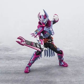 SHFiguarts Kamen Rider Valvarad, Bandai