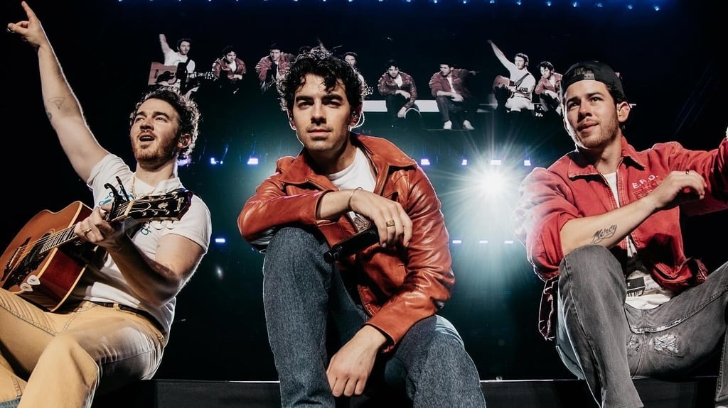 Los Jonas Brothers posponen sus conciertos en México debido a la influenza-A