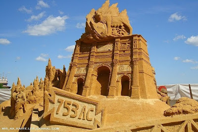 Cool Roman Empire Sand Sculpture Art Seen On coolpicturesgallery.blogspot.com