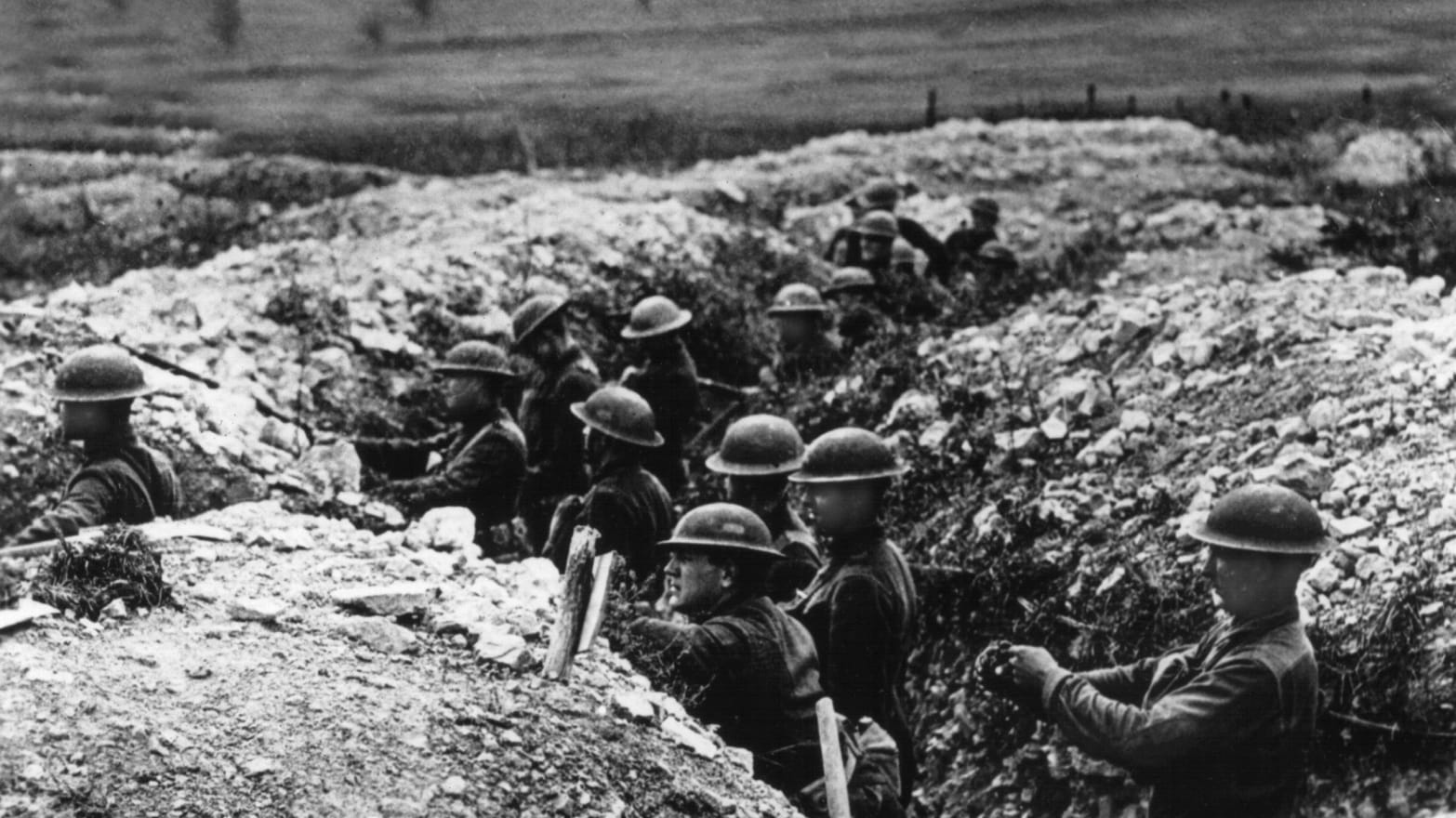Эпизоды первой мировой войны. Окопы первой мировой войны. Британские солдаты в окопах 1 мировой. Франция в 1 мировой войне окопы.