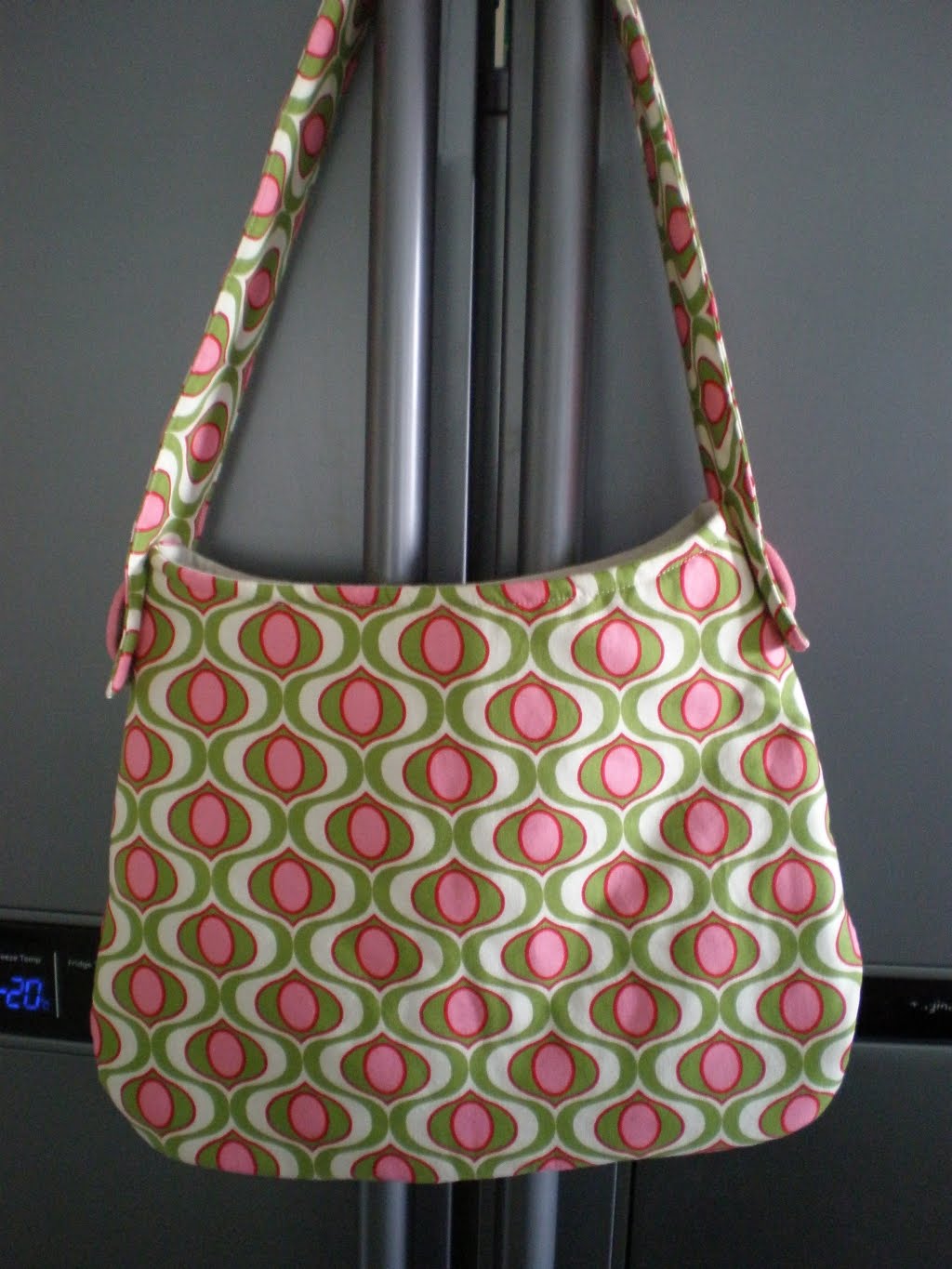 love this fabric makes a simple bag pattern turn out quite nice if ...