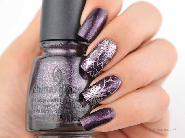 China glaze: Rendezvous With You, Bunny Nails: BuNa-C, スタンピングネイル