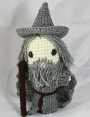 http://amiguru.tumblr.com/post/38887642847/gandalf-the-grey-pattern