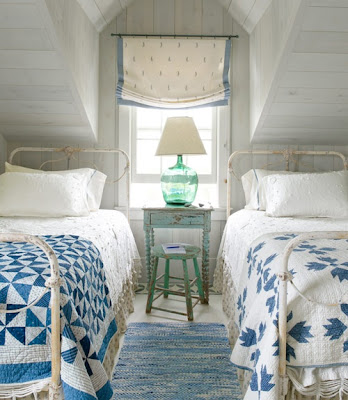 cute cottage bunk room, country cottage bedroom, iron beds, blue quilts, 