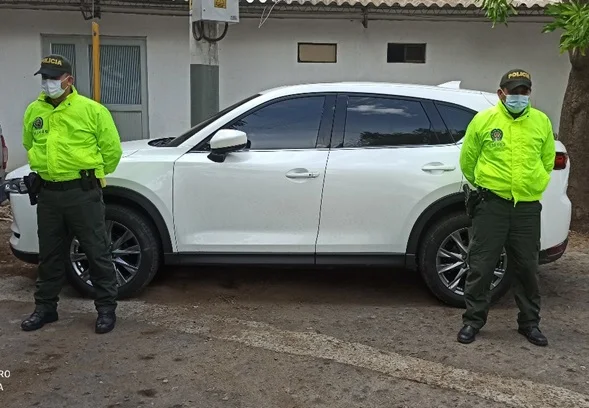 hoyennoticia.com, En Valledupar recuperan un carro y una camioneta robados en La Paz y en Barranquilla