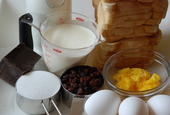 Four-Star Chocolate Bread Pudding ingredients