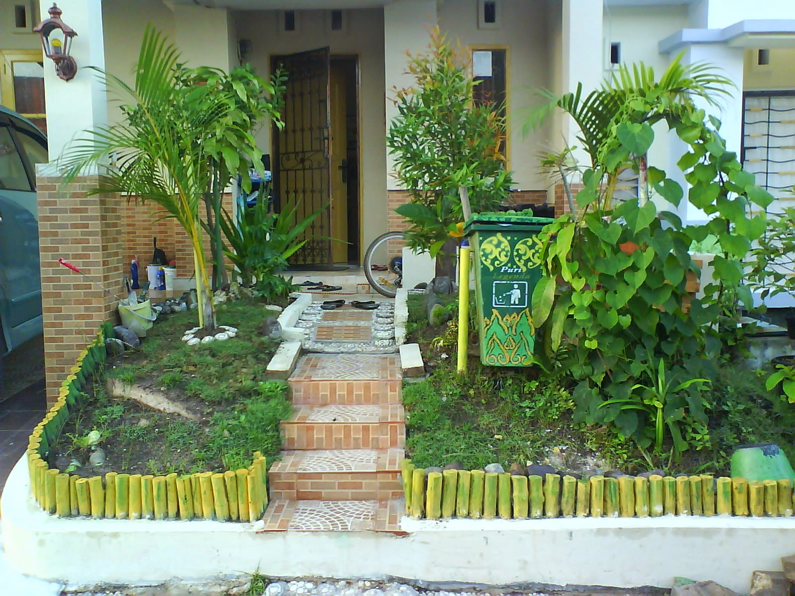  Model  Konsep Taman  Minimalis  Depan  Rumah 