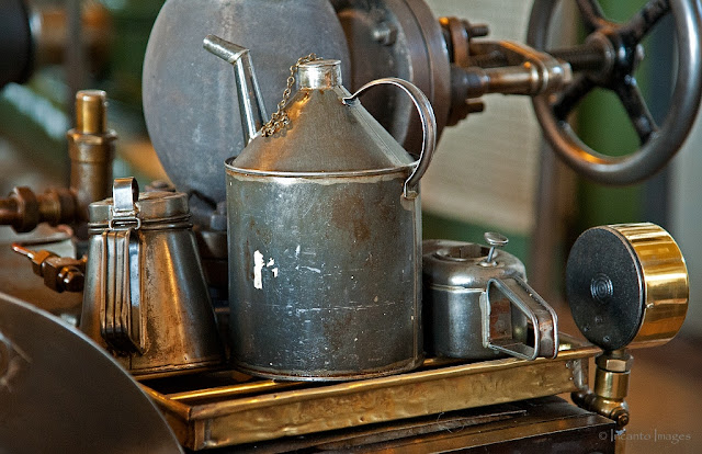 medemblik het stoommuseum, de olie kannetjes