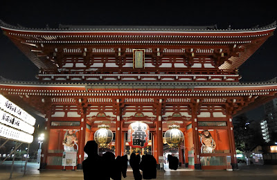 浅草寺　夜