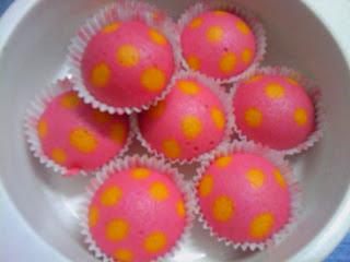 Apam Polkadot