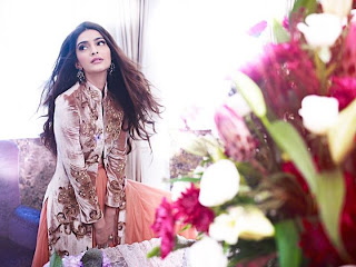 Sonam Kapoor Wallpaper