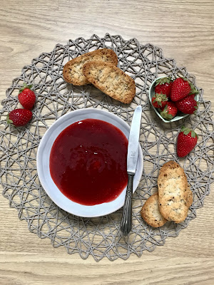 Cómo hacer MERMELADA DE FRESA al MICROONDAS ¡La Receta más Fácil y Rápida!