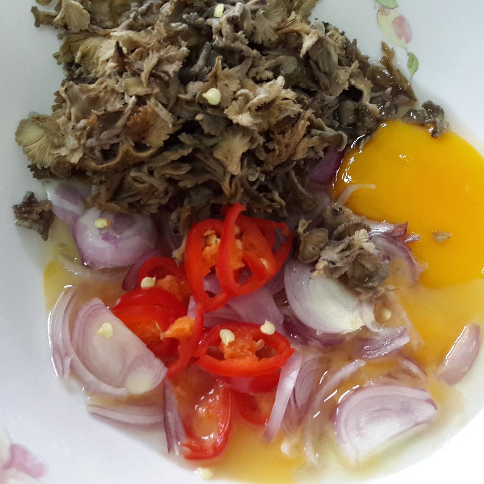 Resepi Masakan Kegemaran: Telur Dadar Cendawan Kukur 