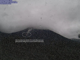 Coulée de lave sur le volcan Reventador, 18 mai 2015