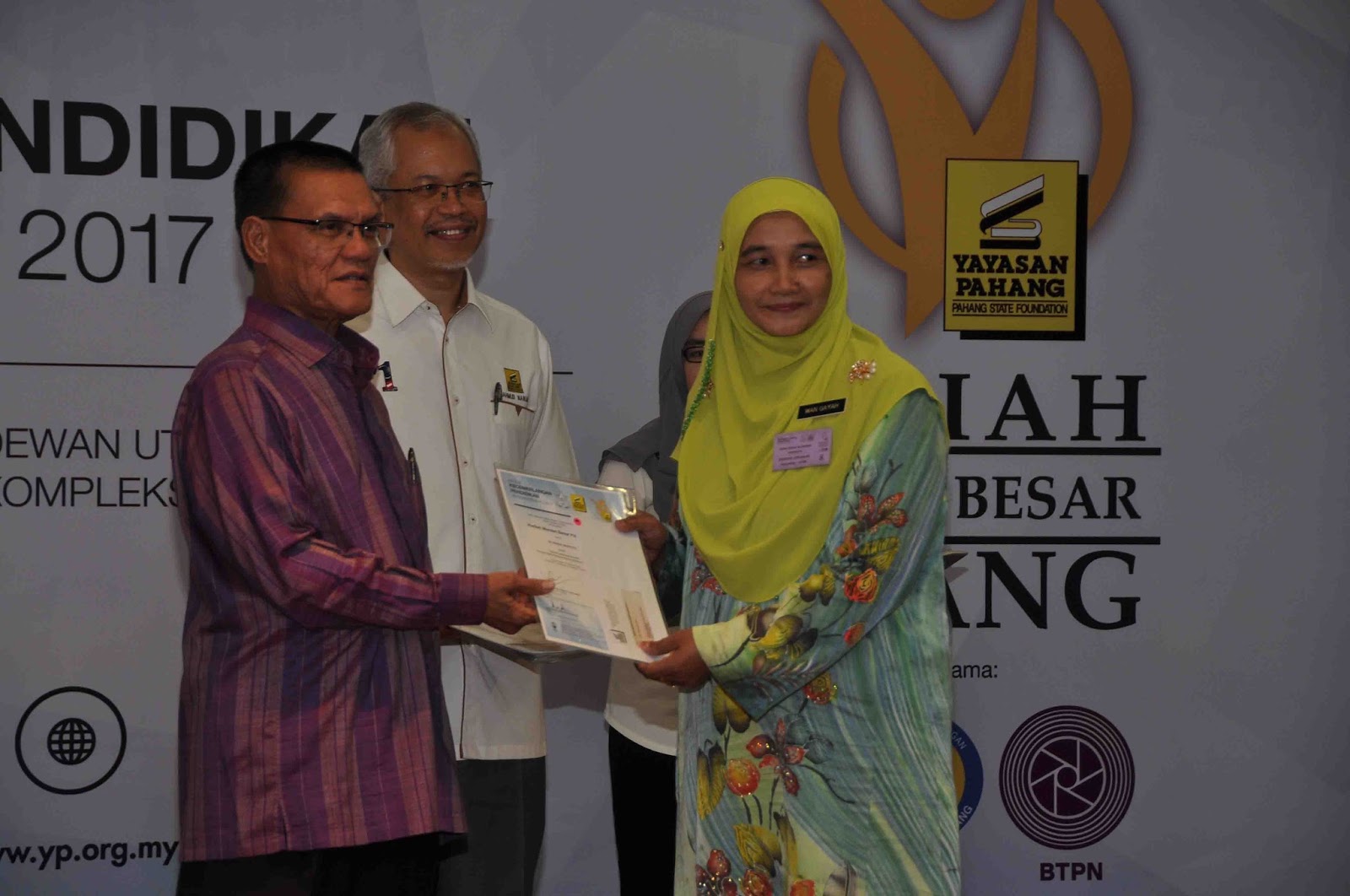 Khabar Pahang: Kira-kira RM1,100 juta telah Yayasan Pahang ...