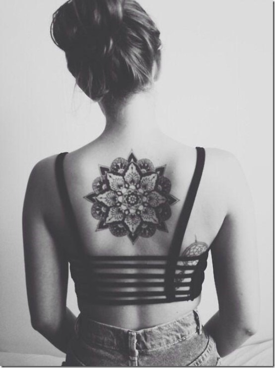 3d_gomtrique_mandala_dos_tatouage