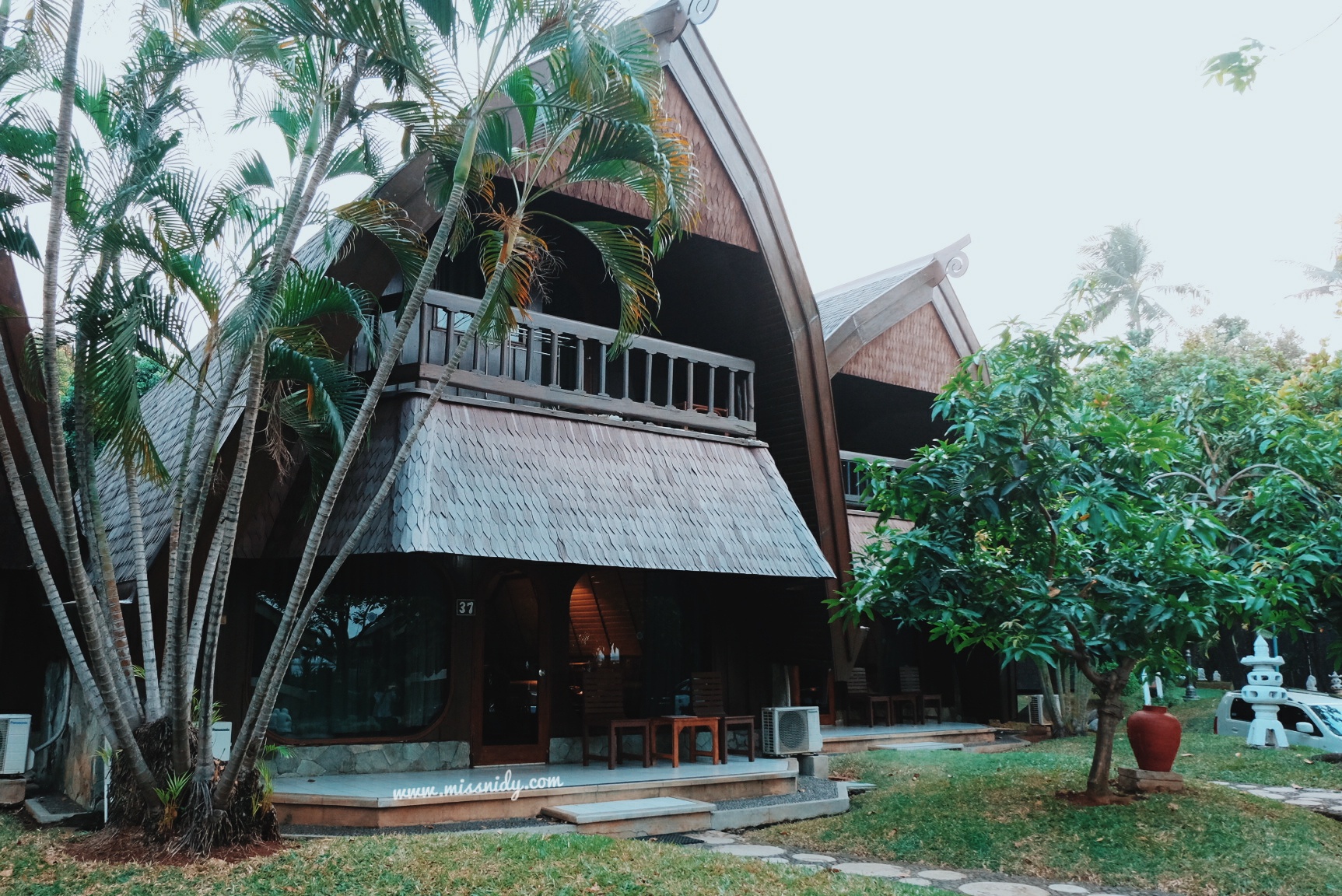 family suite putri duyung cottage