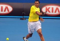 Jo-Wilfried Tsonga, explosive in his win over Juan Monaco