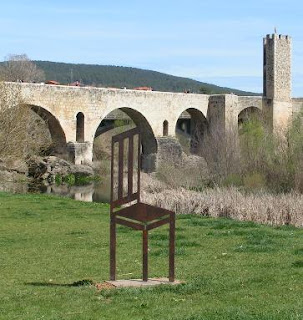 Silla por la paz Besalú Duván López