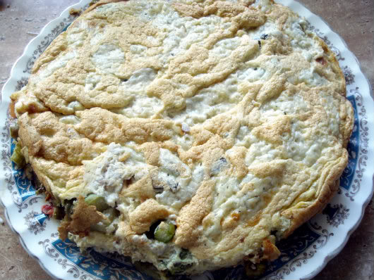 Frittata with asparagus by Laka kuharica: slide onto a plate.