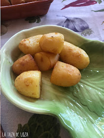 fuente-de-patatas-hervidas-y-fritas