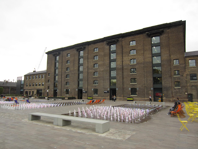 Exterior of Central Saint Martins, Stanton Williams Architects