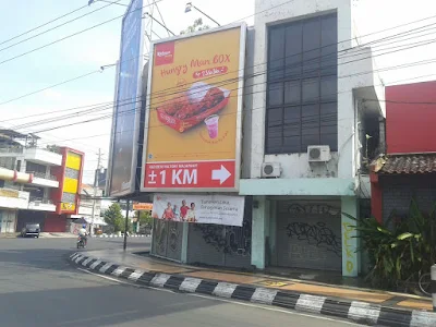 Billboard 4x6m Richeese Event Promo Hungry Man Box Lokasi Semarang
