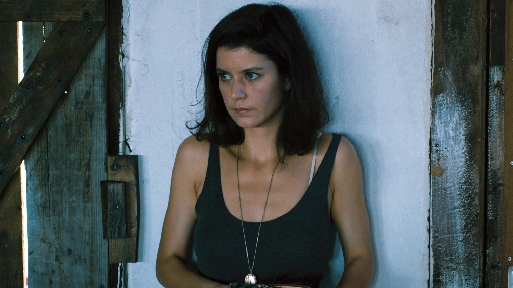 The Gift Beren Saat Atiye Özgürsoy Netflix