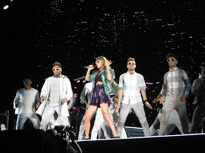 Taylor Swift 1989 Soldier Field Chicago