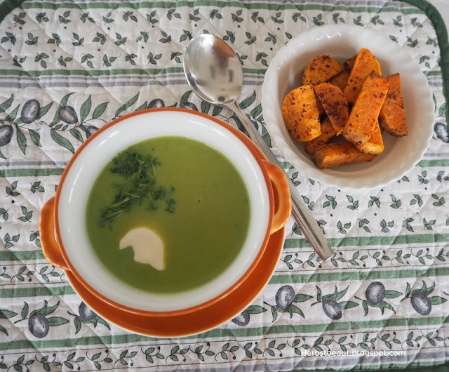 Erbsensuppe mit Kartoffelsticks