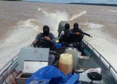 Barco é atacado por piratas no interior do Amazonas