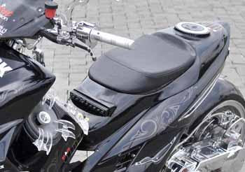  Modifikasi  Motor  Yamaha Mio Sporty Low Rider Moped 