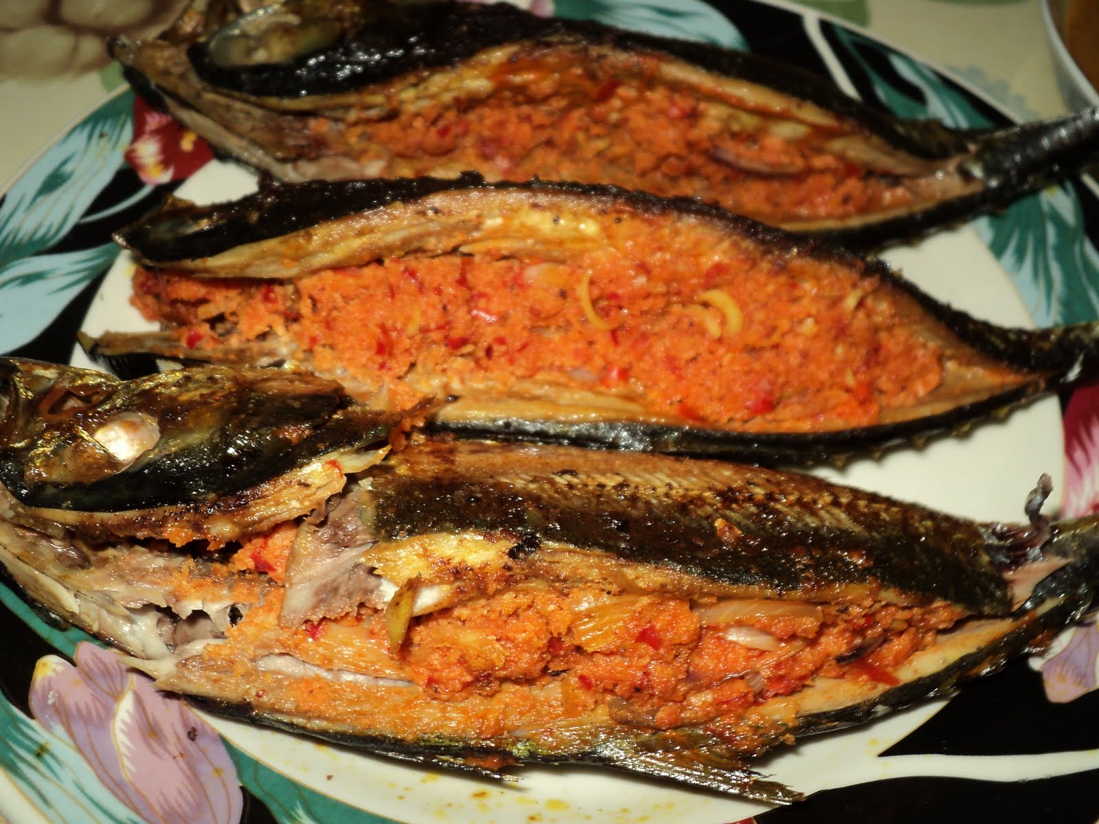 MASAKAN DARI DAPURKU: ikan cencaru sumbat