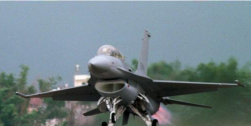 Etats-Unis/ Collision tres grave entre deux avions en plein vol provoquant des morts au nord de Charleston #crash_avion Etats-Unis/ Collision tres grave entre deux avions en plein vol provoquant des morts au nord de Charleston #crash_avion